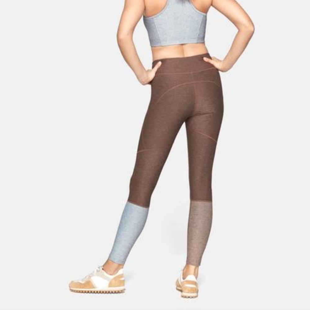 outdoor voices ▪︎ warm up legging 7/8 small